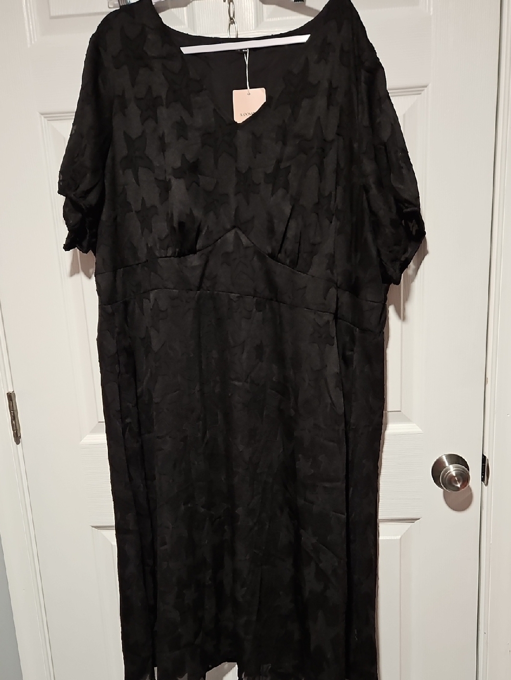 BloomChic Black Star-Textured V-Neck Midi Dress